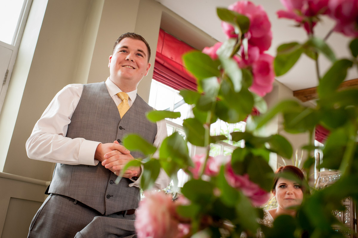 best man gives speech at amy and darrens wedding at the secret garden in kent
