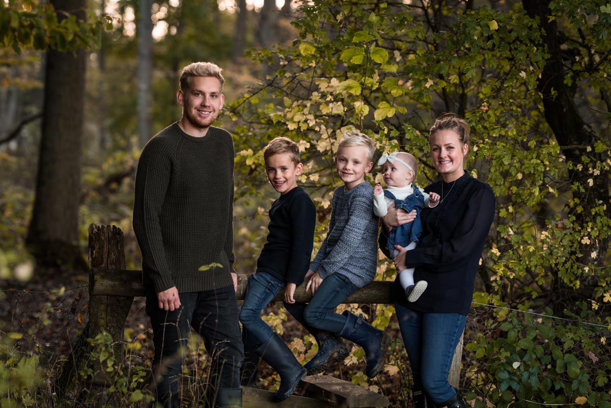 Portrait photography Kent. natural location photography of Billy, Aimee and family