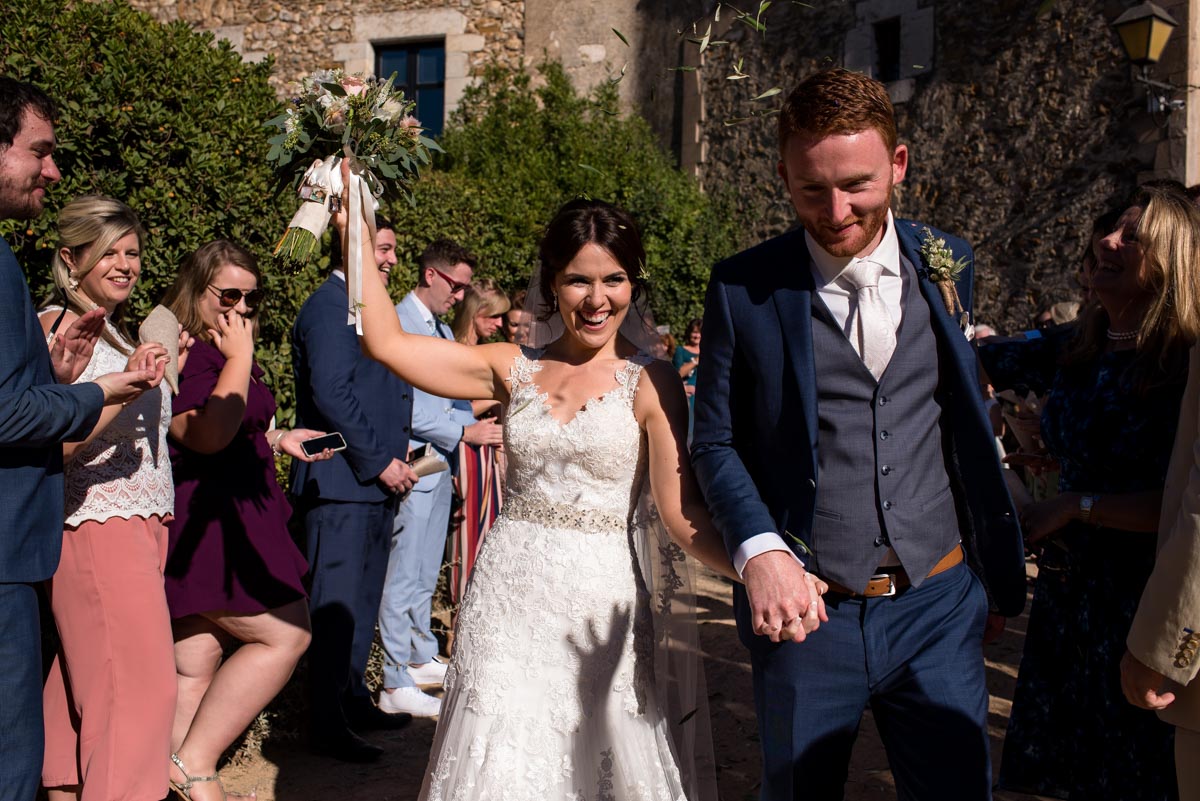 confetti photograh at castell d'emporda wedding venue