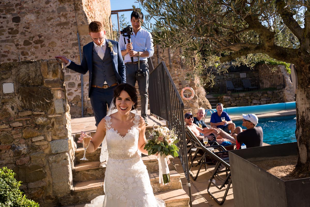 Rebecc and matt photographed at castell d'emporda wedding venue