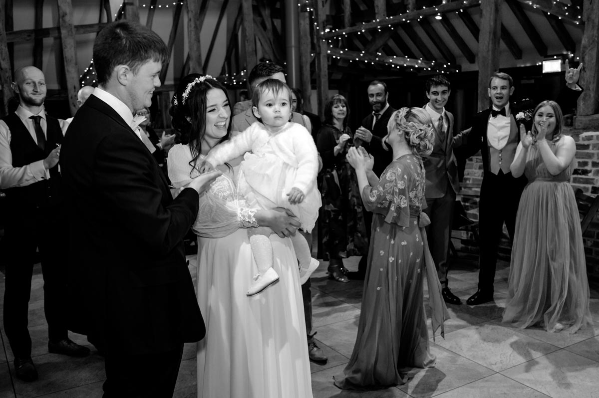 Kent wedding photography at The Oak Barn, Frame Farm in Kent