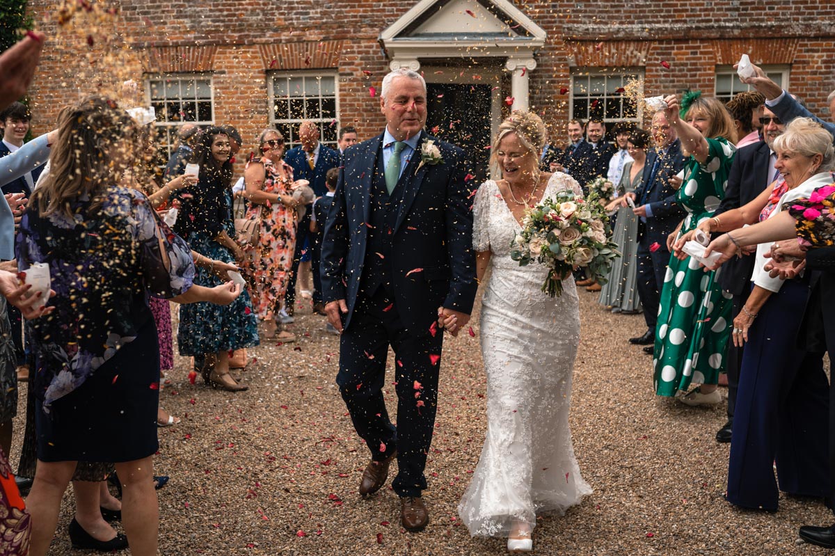westenhanger castle wedding confetti throw - lara and phil